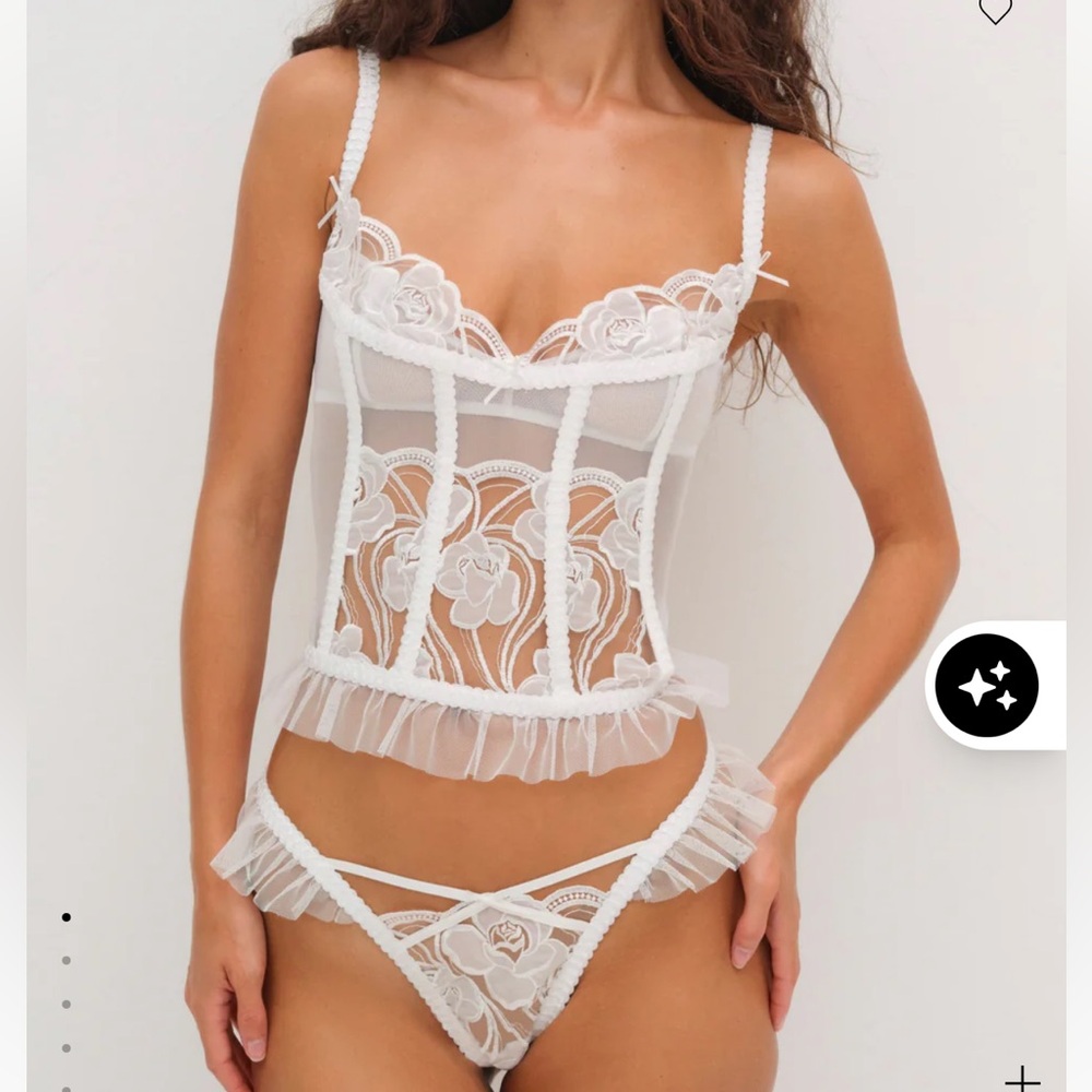 For Love And Lemons Blushing Blooms White Lace Bustier Set‎